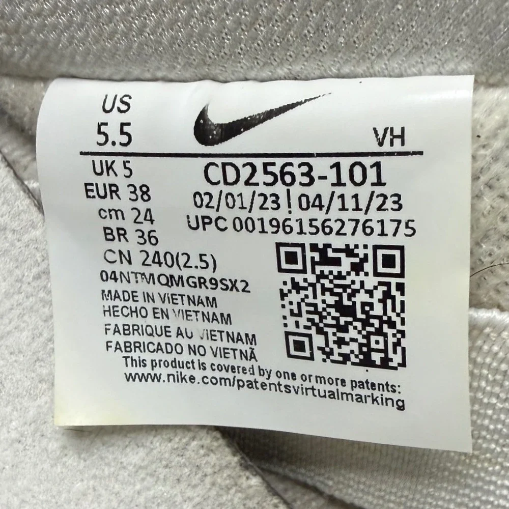 Nike SB Dunk Low Pro White Gum Black Sneakers CD2563-101 Mens 5.5
